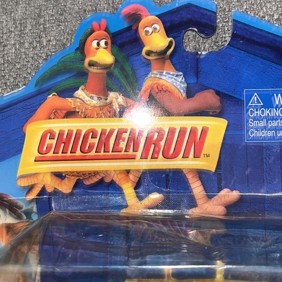 Chicken Run - Ginger with tunnel, digger, fence cutter playset DreamWorks 2000 - Picture 4 of 8